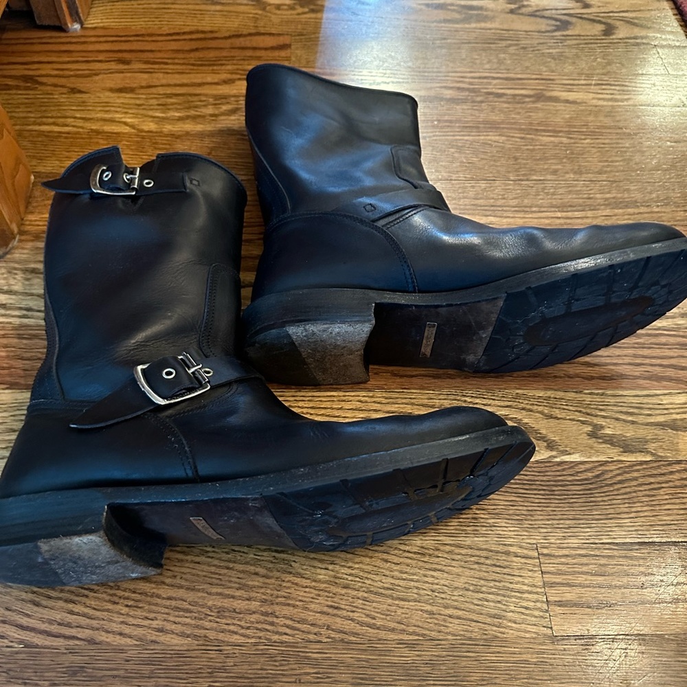 DOLCE & GABBANA Men’s Boots - Picture 7 of 8